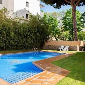 Acogedor Apto Muy Centrico Con Piscina En Apartamento